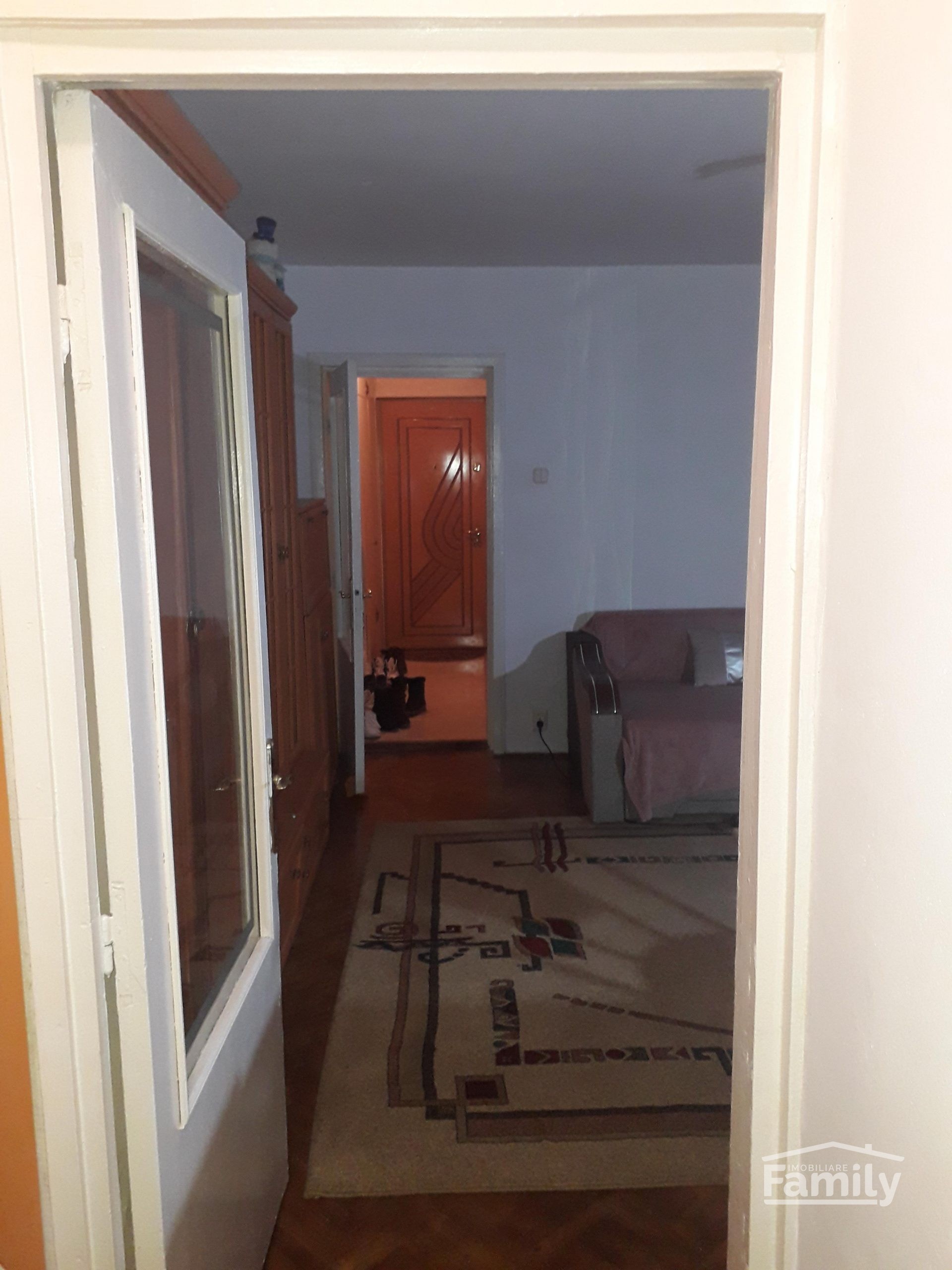 Apartament cu 2 Camere in Zona George Enescu