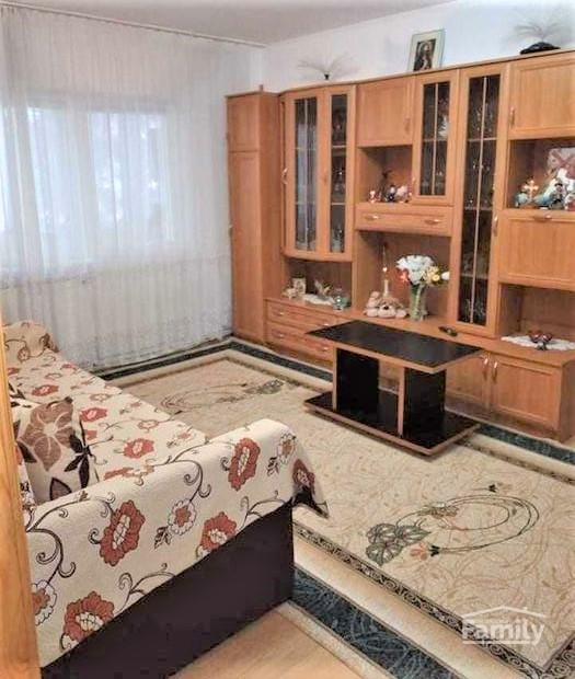 Apartament cu 2 camere semidecomandate in Burdujeni