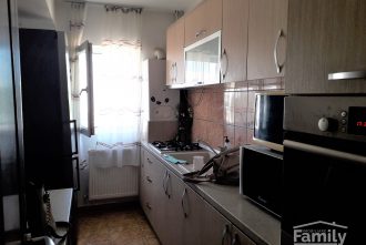 Apartament cu 3 Camere Decomandat in George Enescu